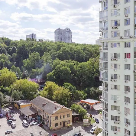 Apartment Navit With Breakfast, Near The Railway Station, The Center And The Park *