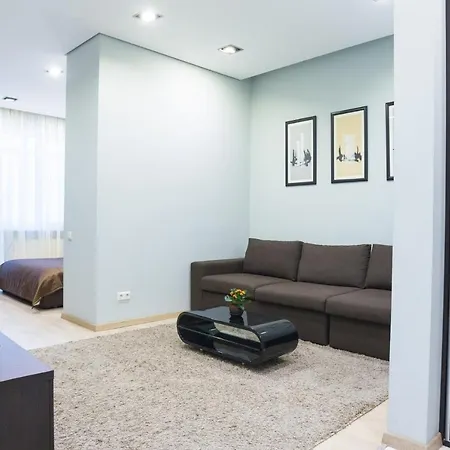 Navit With Breakfast, Near The Railway Station, The Center And The Park Apartment