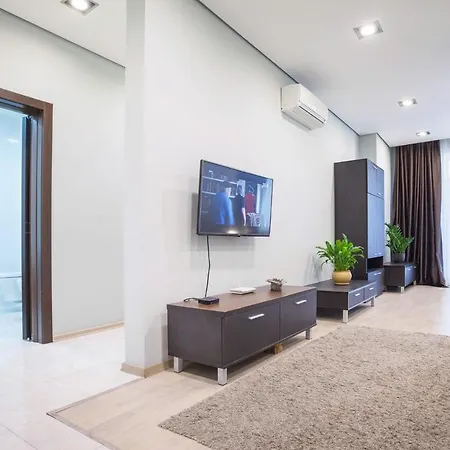 Navit With Breakfast, Near The Railway Station, The Center And The Park Apartment Kyiv